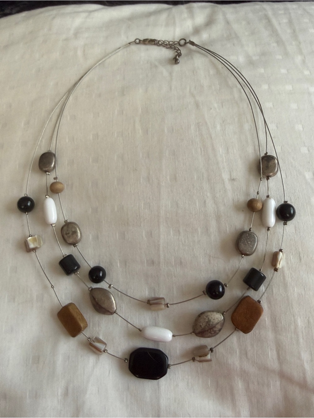 Multi-Strand Neutral Bead Necklace - Unbranded - Picture 3 of 4